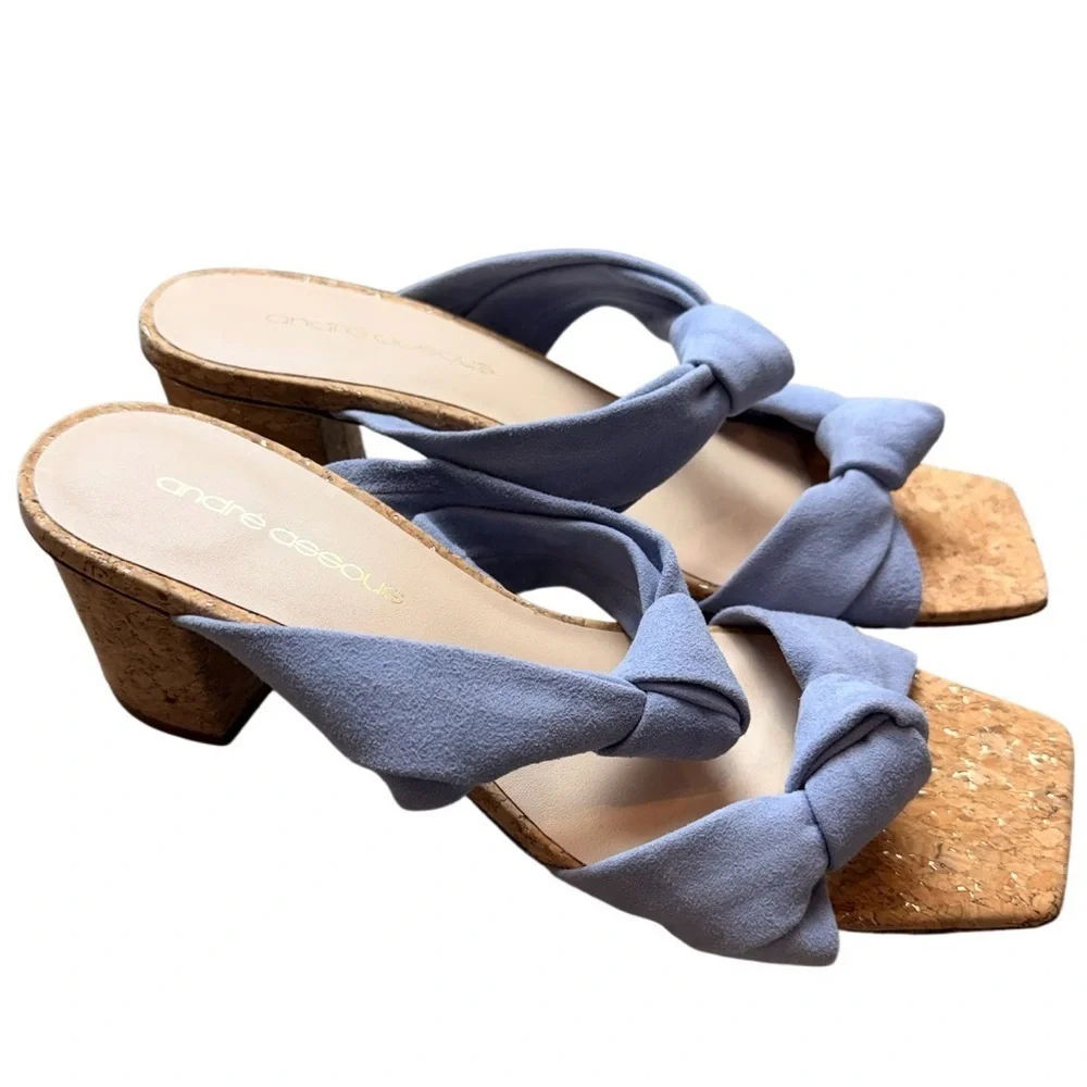 Women’s Knotted Slip-On Block Heel Sandals in Light Blue